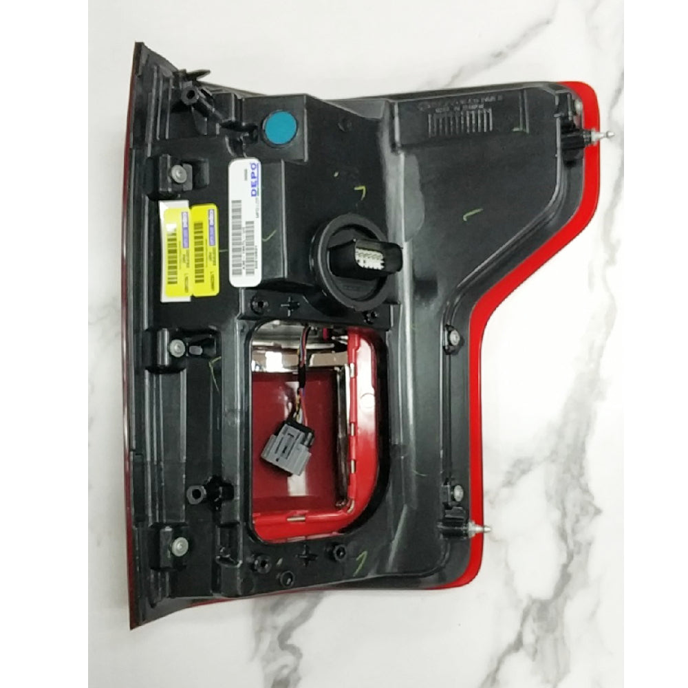 2015-2018 For Ford F-150 Driver Side radar BLIS Tail Lamp new HL3Z-13405-D FL34-13404-CJ HL3Z-13404-D FL3Z13405F Come From EPO