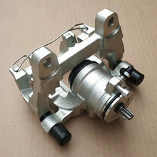Load image into Gallery viewer, FOR FORD EDGE 2015 4WD Rear Right Brake Cylinder Back Brake Pump with Bracket F2GC2D252AB F2GZ2552A F2GC2D252AC