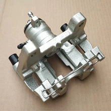 Load image into Gallery viewer, FOR FORD EDGE 2015 4WD Rear Right Brake Cylinder Back Brake Pump with Bracket F2GC2D252AB F2GZ2552A F2GC2D252AC