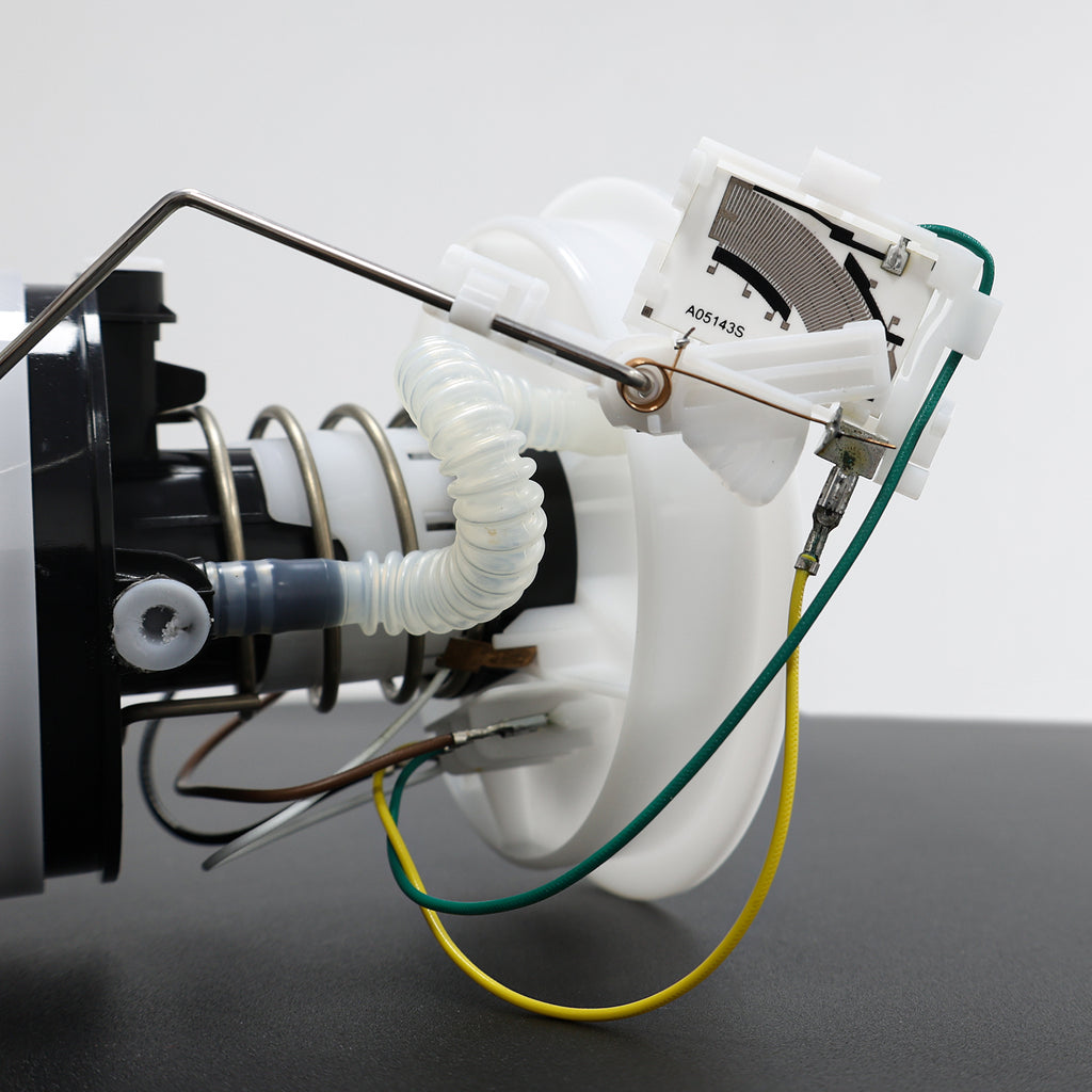 Fuel Pump Module Assembly Compatible For Ford Focus  3M519H307AM One Pipe On Cover