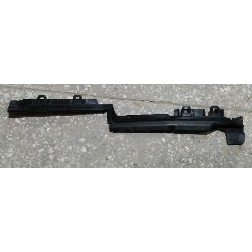 JX6B8310A2A Tank side guard R For Ford Focus 19 1.5T/1.5L