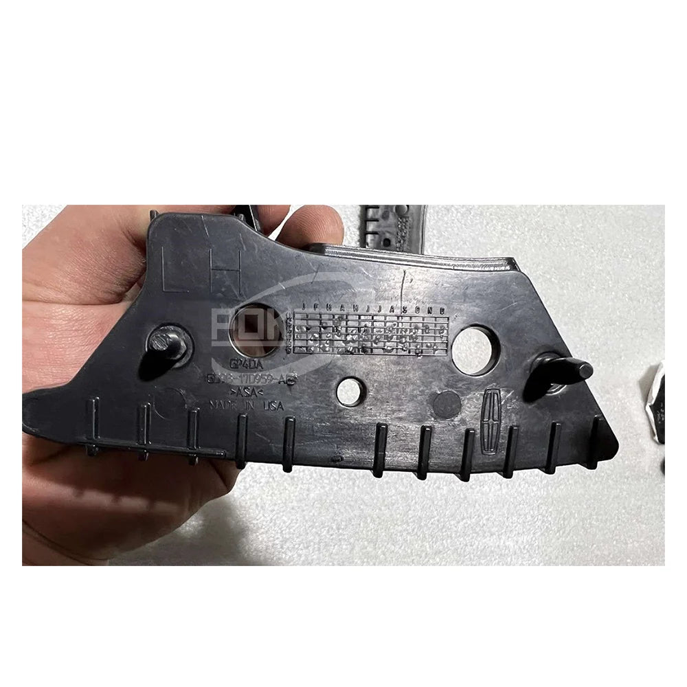GD9Z17C947C 6S711K024AA 81EB1K024AA GD9B17D959AF 81EB1K024AB Left Front Bumper Bracket small for Lincoln CPL 17-