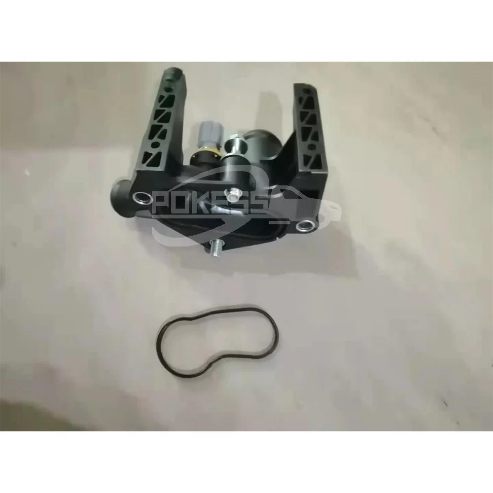 C6051517Z 7M5G8K556-AC 1531004 Tank Water Pipe Connector Assembly for Ford Focus12 15 1.6/Ecosport Festiva13 1.5/Escort16 1.5