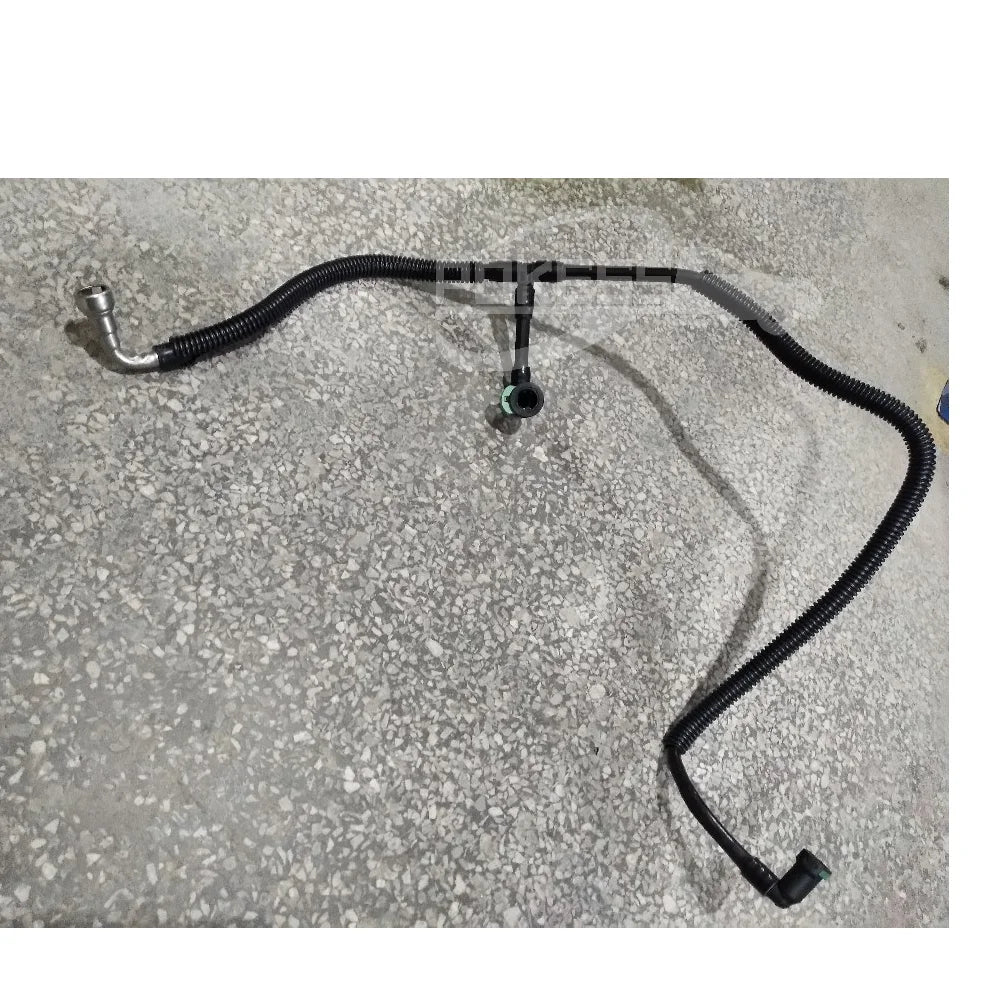 DG939J280CD DG9Z9J280J DG939J280CE DG9Z9J280C 5206925 Fuel Oil Pipe For Ford Mondeo 13-17