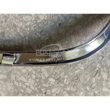 Load image into Gallery viewer, Car Bumper FA1Z17K946AA FA1B17K946ABSMAS Front Bumper Middle Lower Grille Trim Strip Right for lincoln MKX15-18