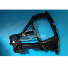 Load image into Gallery viewer, Auto Parts 4M51A17E850AL Rear bumper bracket R For Ford Focus