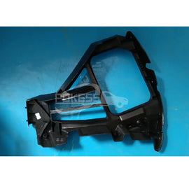 Auto Parts 4M51A17E850AL Rear bumper bracket R For Ford Focus
