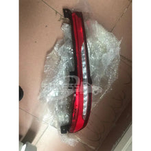 Load image into Gallery viewer, Autopart LJ7Z15500B rear Fog Lamp right for Lincoln CTG