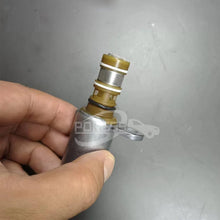 Load image into Gallery viewer, FT4E6C880AB FT4E6C880AC FT4Z6C880A FT4Z6C880B Oil Solenoid Valve (Oil Filter Base) for Ford Mondeo 13/Kuga/Taurus/Edge 15
