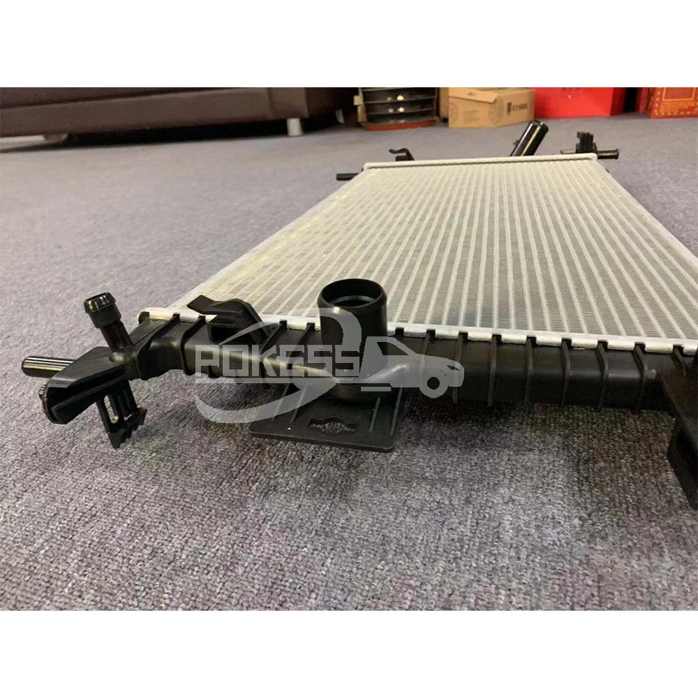 BV618005AD 1727475 ED818005AE 717053 CV6Z8005A ED818005AD Car Heating Radiator  Water Tank for Ford Focus 12/Escort