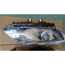 Load image into Gallery viewer, Scheinwerfer GJ7Z13008B FJ7Z13008D 131-1114LMLDHM2 Headlight Headlamp Left for Lincoln MKC