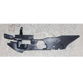 Car parts Fender Support Plate Right 8M51A02476AB Fender Support Plate For Ford Focus 2009-2011
