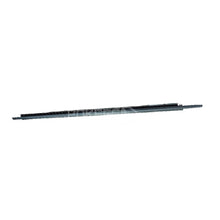 Load image into Gallery viewer, LK1S71F20562AA 1S71F20562AL 4S71F20562AA 1S71F20562AK Front Door Window Pressure Weatherstrip Outer Right For Ford Mondeo