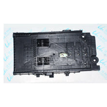 Load image into Gallery viewer, POKESS High Quality Battery Base DG9310723AE 5245802 LQ-ZS-291 Battery Base Big for Ford Mondeo 13