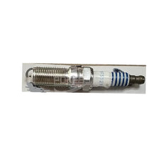Load image into Gallery viewer, AG9G12405BC DJ5E12405AA 0242229739 CYFS12Y3 CYFS12Y2 SP550 SP537 Spark Plug 2.0T For Ford Ku ga13/Mondeo08-12/Taurus/Edge 15