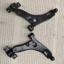 Load image into Gallery viewer, Suspension Lift Kit 98AG3051AJ 98AG3051AK for Ford Focus MK1 Lower Left Control Arms for Ford Focus 98-04