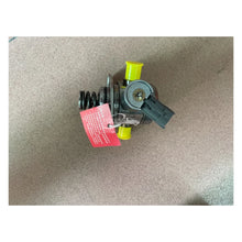 Load image into Gallery viewer, BM5G9D376-BB 0261520208 BM5Z9350A 0261520139 1752534 0261520140 BM5G9D376BB High Pressure Fuel Pump for Kuga 13 1.6T