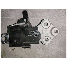 Load image into Gallery viewer, 1001310-SR02 Left Engine Mount Assembly for AITO M7