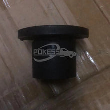 Load image into Gallery viewer, Rubber Parts Bushing for Japan Auto Part 55046-VW000 55046-VX000 Bush Rear Spring Shackle Rubber for Nissan Caravan E25