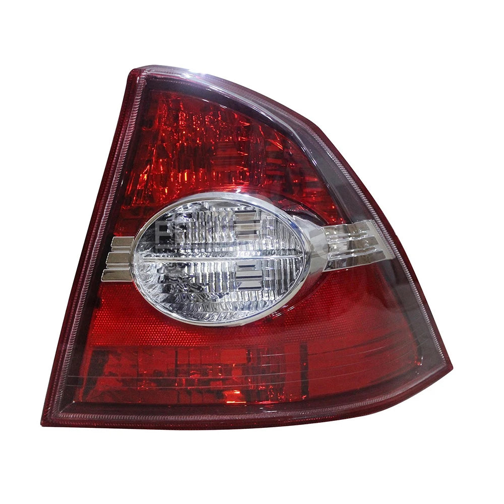 Car Tail Lights 5M5113A602AA 131-1903R-U Rear light Right Out Rear Tail Light for Ford Focus