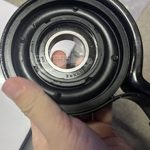 Load image into Gallery viewer, Auto Part Propeller Shaft Center Bearing 7T4Z4R602H 7T4Z4R602Q Driveshaft Suspension Scap Rubber Engine Mountings for Ford Edge