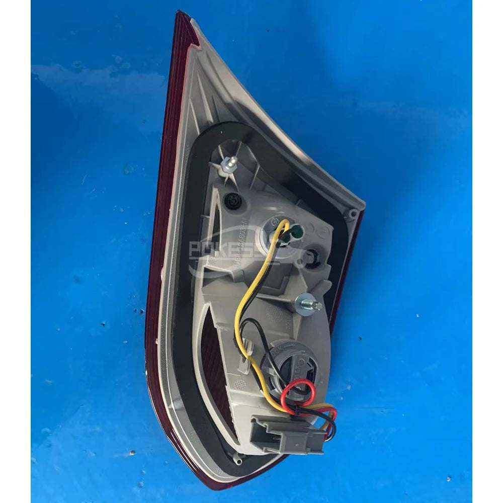 POKESS Back Light F1EB13A603BA 1868299 Inner Left Tail Light for Ford Focus 2015 ST