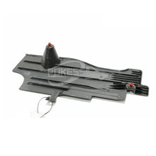 Load image into Gallery viewer, Automotive Chassis Guards CV6111778AB LQ-YH-197 Rear Right Chassis Guard for Ford Kuga 13