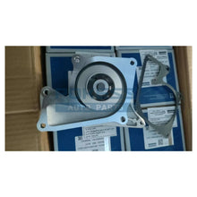 Load image into Gallery viewer, 210107852R 210107477R 210105481R 7701478830 8200713853 Water Pump for  MERCEDES