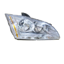 Load image into Gallery viewer, Car Headlight 5M5113W029CC 5M5113W029CF 431-1169R-LDEM1 for Ford Focus 05-08 White Right Headlight