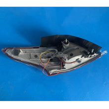 Load image into Gallery viewer, POKESS Back Light F1EB13404DB 2033085 Outer Right Tail Light for Ford Focus 2015 ST