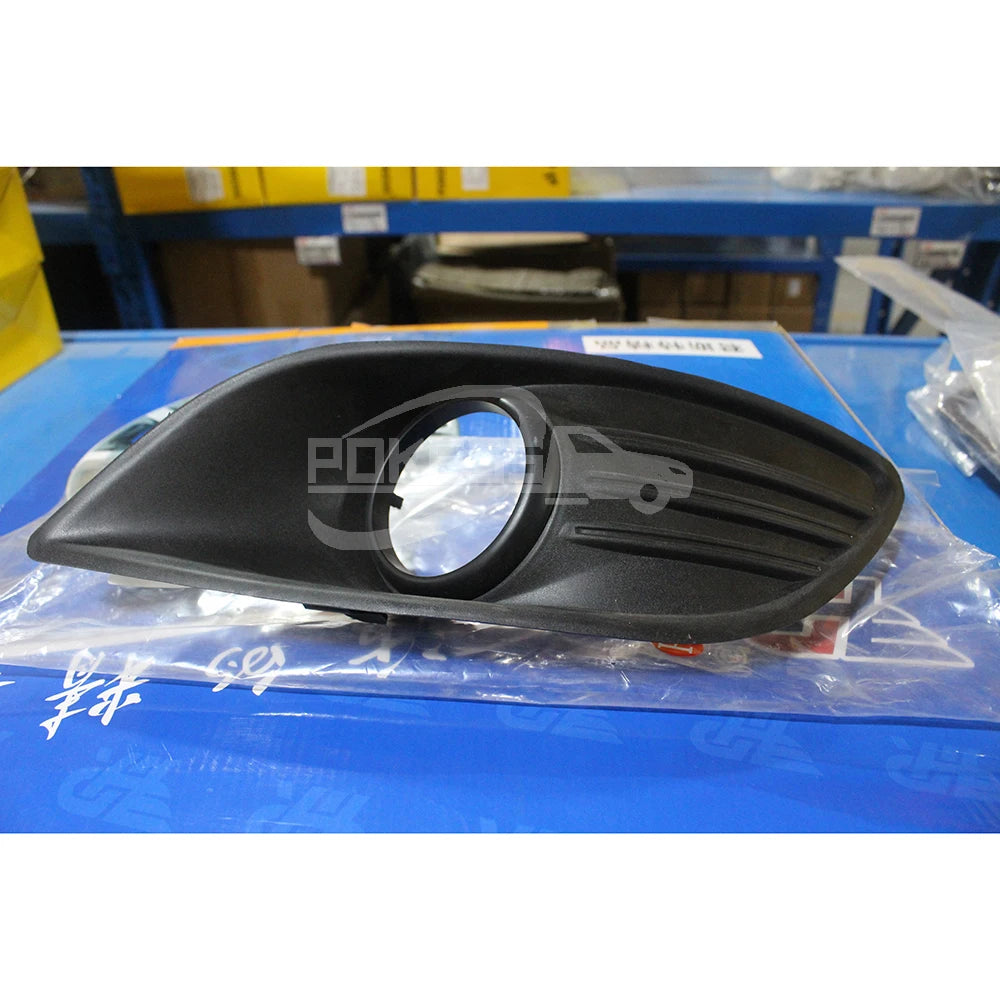 High Quality Classic Hemp Dough Paint DM59R19952-1 3 Door Right Fog Light Frame for Ford Focus 2005-2013