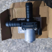 Load image into Gallery viewer, Car Parts Engine Coolant Heater Control Solenoid Water Valve FL3Z18495A FL3418C310AB Heater Control Valve for Ford Raptor F150