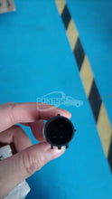 Load image into Gallery viewer, factory outlet high quality Pressure switch air conditioning pipe OEM 6F9319D594AA  for mondeo focus