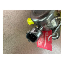 Load image into Gallery viewer, BM5G9D376-BB 0261520208 BM5Z9350A 0261520139 1752534 0261520140 BM5G9D376BB High Pressure Fuel Pump for Kuga 13 1.6T
