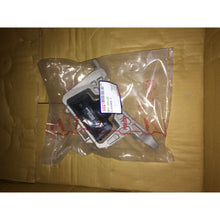 Load image into Gallery viewer, Auto Parts Engine Mount AV616F012AB 3M516F012AA 3M516F012AH Right Engine Mount for Focus 12 1.8 2.0