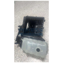 Load image into Gallery viewer, BL3Z8A080B BL348A080AF 9C3Z8101B 603-275 8C3Z8101A 9C3Z8101A Expansion Tank for F-150 3.5