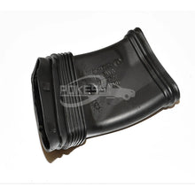 Load image into Gallery viewer, Guangzhou Engine Air Intake Hose 7M519E635MA 7M519E635BC LQ-FKS-134 Car New Air Intake Hose Pipe for Ford Focus 09