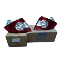 Load image into Gallery viewer, 8S7113A603AA 8S7113A603AB Car Rear Light Rear Tail Lights Inner Left Stop Signal Taillights for Ford Focus 08-10