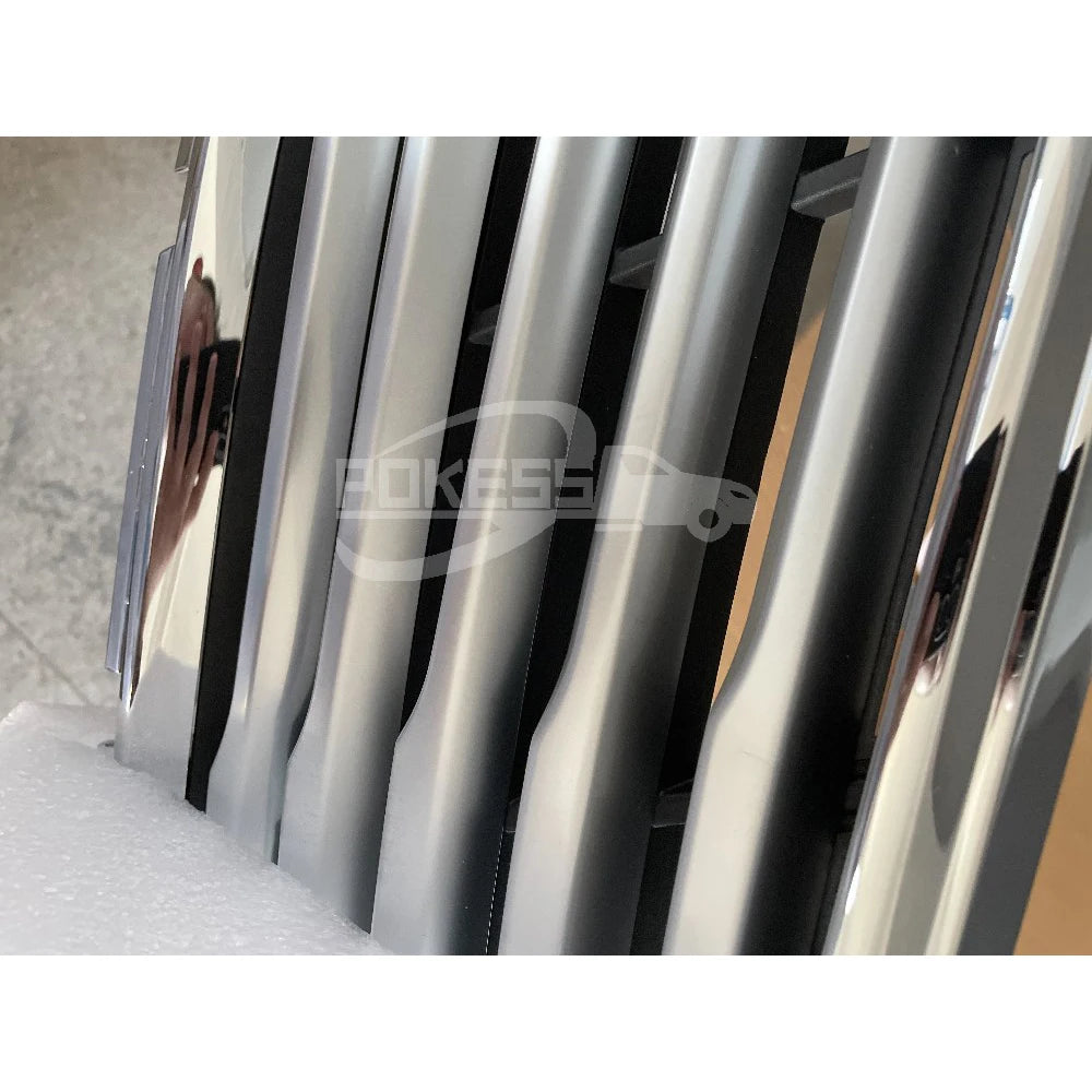 China Auto Front Grilles EJ7Z8200AAA EJ7Z8200A Front Complete Silver Electricplating Right Grille for Lincoln MKC