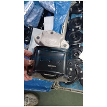 Load image into Gallery viewer, High Quality Parts 1807.X2 Engine Mount for PEUGEOT