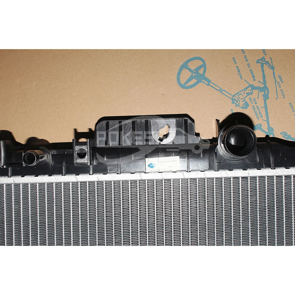 Auto Radiator Cooling Radiator DG938005EB DG9Z8005E 717055 DG938005EA for Ford Mondeo Fusion Taurus Radiator Tank