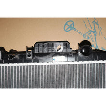 Load image into Gallery viewer, Auto Radiator Cooling Radiator DG938005EB DG9Z8005E 717055 DG938005EA for Ford Mondeo Fusion Taurus Radiator Tank