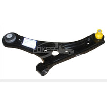 Load image into Gallery viewer, GN153042BA CN153042AB 1783551 2106518 GN1Z3078B RightLower Control Arm for Ford Ecosport 13-18