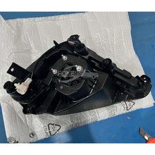 Load image into Gallery viewer, POKESS Universal Fog Lights JS113412BC JS113412BB Left Fog Light Assembly for Ford Territory