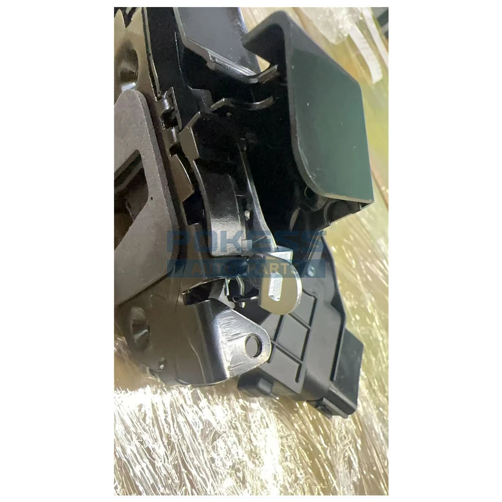 3M5AR21812AK 3M5AR21812AM 3M5AR21812AJ 3M5AR21812AL 3M5AR21812WB  Right Front Door Lock Actuator 6 Pin for Ford Focus 1.8
