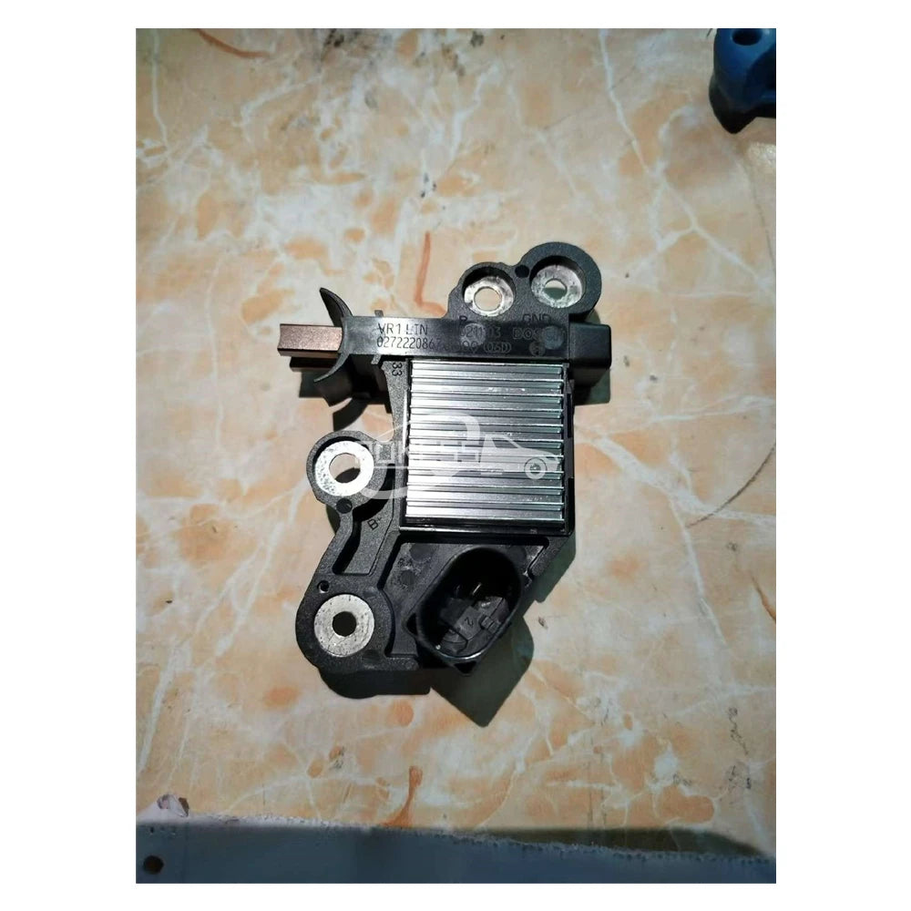 0272220867 Alternator Voltage Regulator for Ford