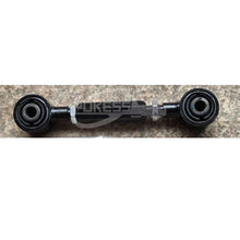 Load image into Gallery viewer, Car Control Arms EJ7Z5500B EJ7Z5500D EJ7C5K743AB EJ7C5K74 Rear Suspension Control Arm Assy for Lincoln MKC