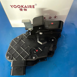 Car Security Door Lock 7M2AR21813MC 6M2AR21813MD 6M2AR21813MC Front Left Door Lock For Ford Ford Fusion Mondeo C-Max Focus 2.0