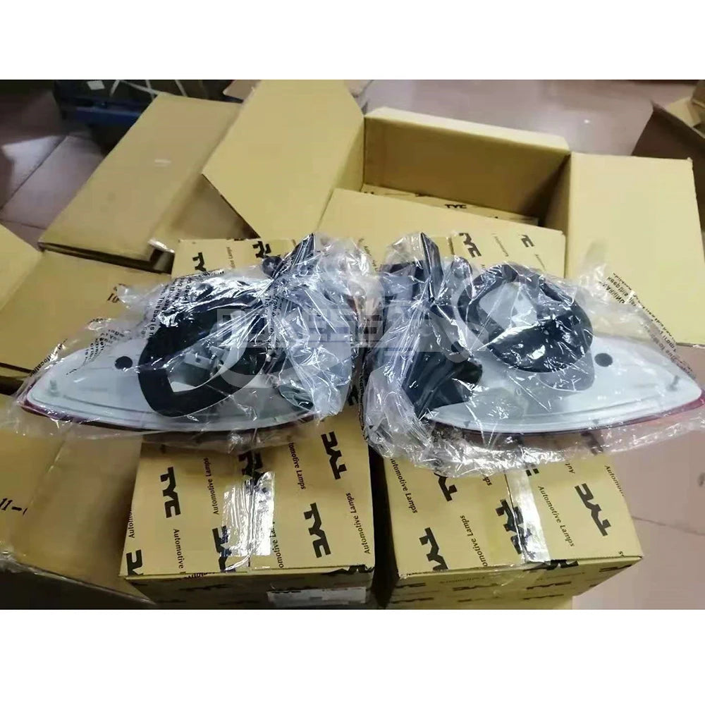 Auto Parts Lighting DA1E51160 DA1E51160A Outer Left Tail Light for Ford Fiesta 2013 Back Lights