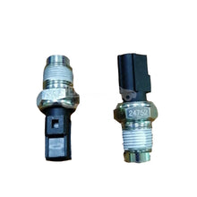 Load image into Gallery viewer, Car Oil Pressure Sensor 1U5T9278BA 6U5T9278BB Engine Oil Pressure Switch Sensor for Ford Mondeo 04-08 2.5 Kuga